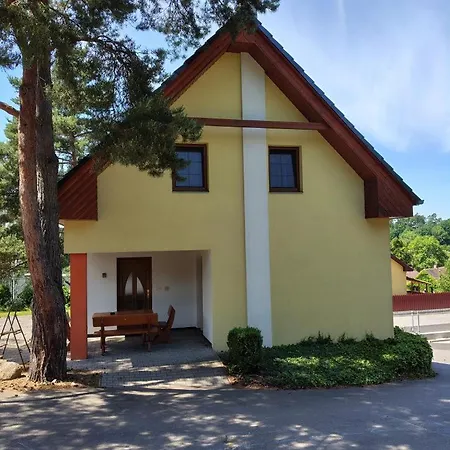 Apartment Kolodeje-zluty Dum Budweis